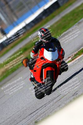 media/Jan-21-2023-Fastrack Riders (Sat) [[fcf3f88a30]]/Level 2/Session 4 Turn 6-Mountian Shot/